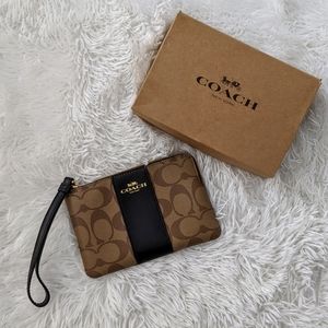 Coach Corner Zip Wristlet